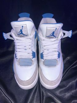 Jordan 4 military blues