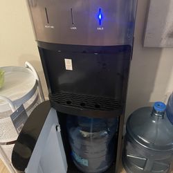 Water Dispenser