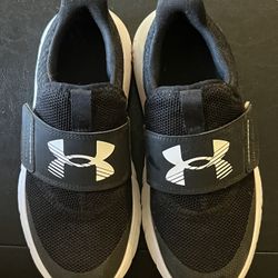 Under Armour Youth Athletic Shoes