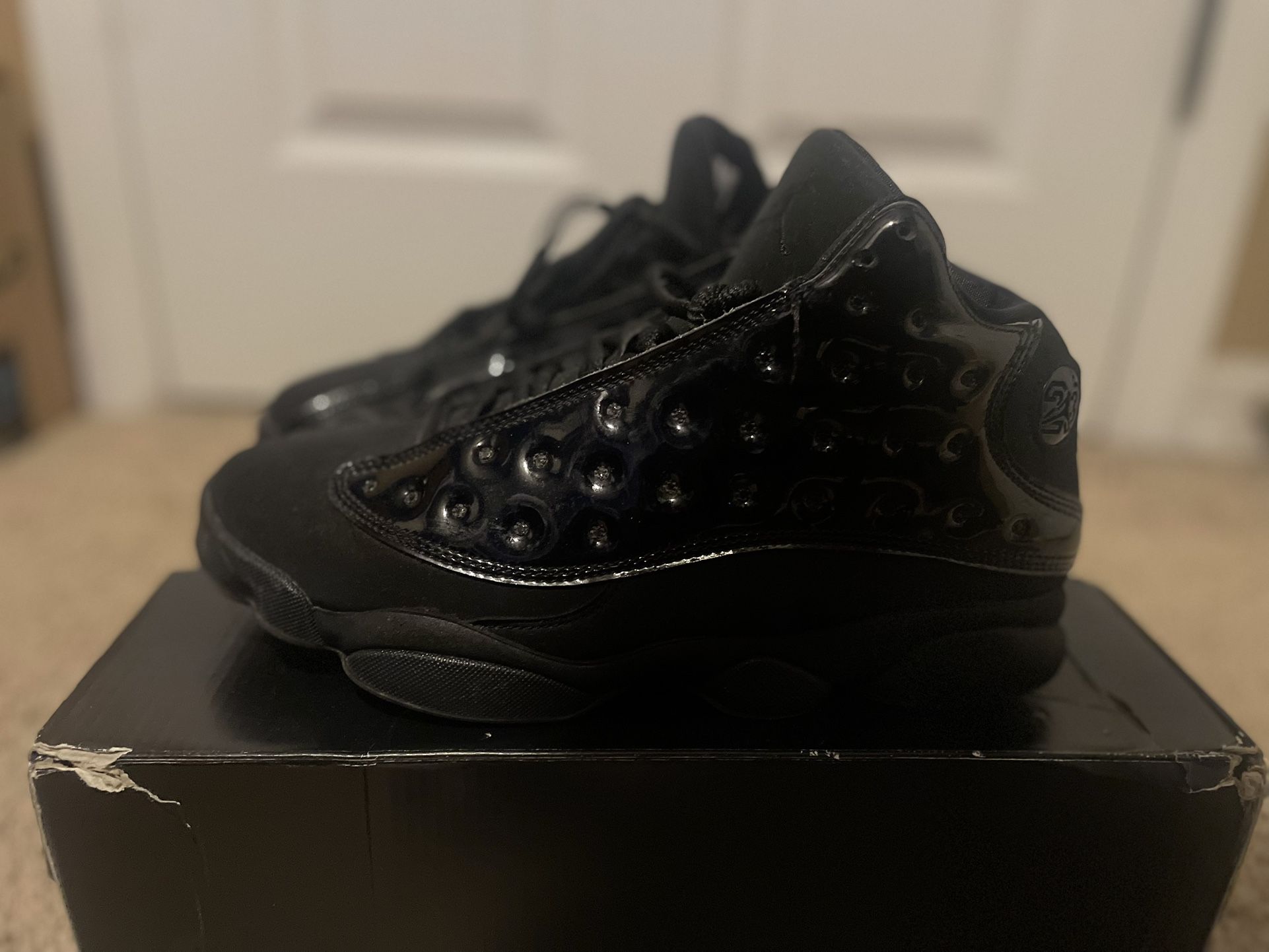 Jordan 13 Retro Cap And Gown