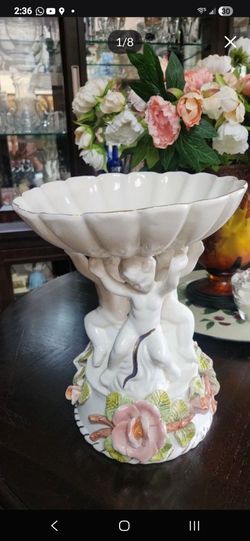 Beautiful Vintage Cherub Fruit Bowl