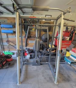 Smith machine w/o weights