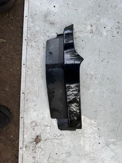 2014-2018 GMC sierra 3500 headlight trim