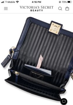 New Victoria's Secret Crossbody/ Shoulder Bag for Sale in Lake
