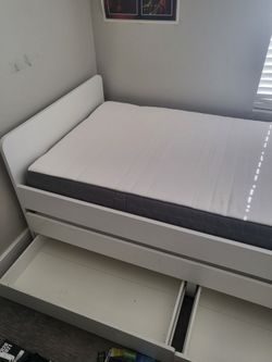 Ikea trundle bed