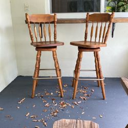 Swivel Bar Stool Set