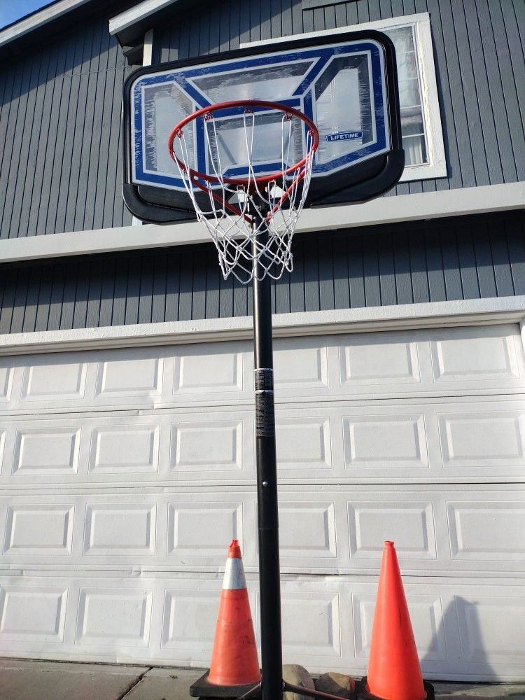 Basketball Hoop