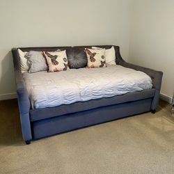 Trundle Bed (with Newer Full Size Sealy Mattress)