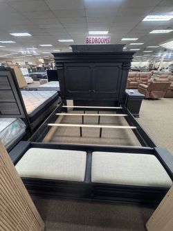 Furniture & Mattress Discounters