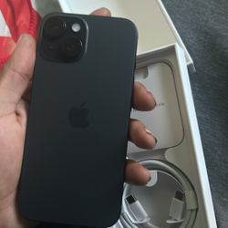 iPhone 15 