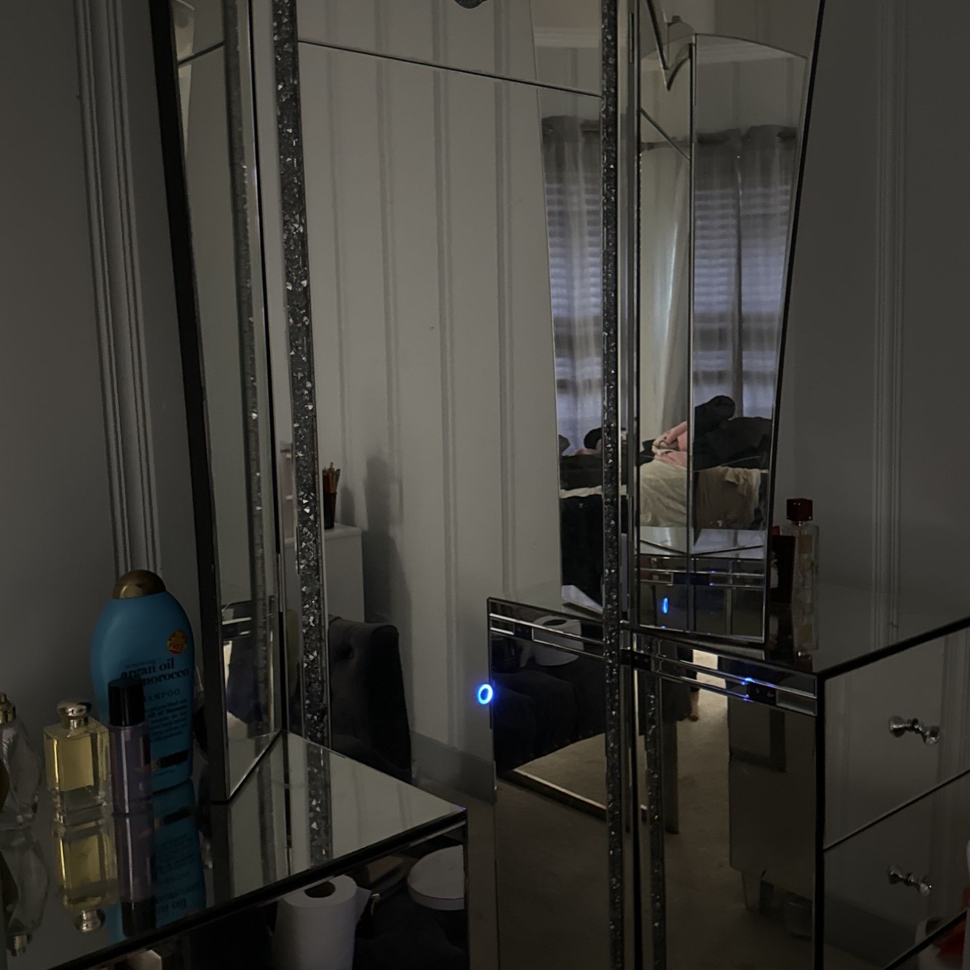 Light up vanity