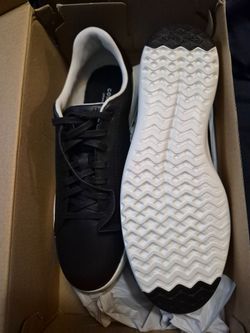 Cole Haan GrandPro Tennis shoe woman's size 9 Brand New in box