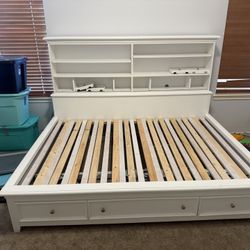 Queen Bed Frame 