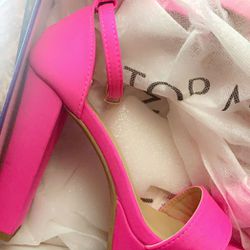 Neon Pink Heels 5.5 