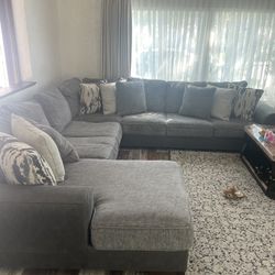 Big Sofa With Pillows 