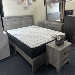 4 Pc Queen Bedroom Set 