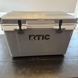 RTIC 52-Quart Ultra-Light Cooler - Gray