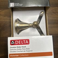 Delta 75035-CZ Double Robe Hook