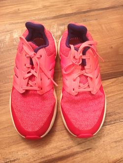 Girls Adidas size 1 like new