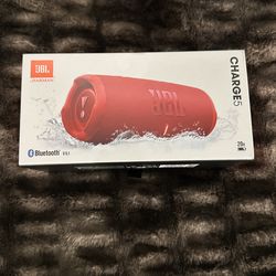 JBL Charge 5