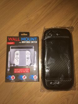 Nintendo switch Mount and Hard case