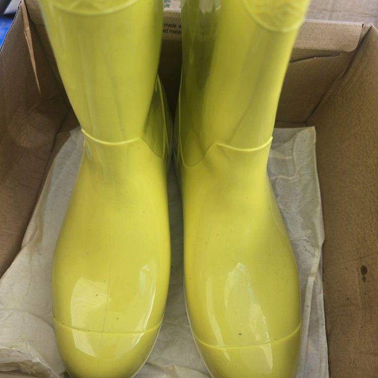 UGG Yellow Rubber Boots Women's 10