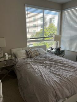 Queen bed set