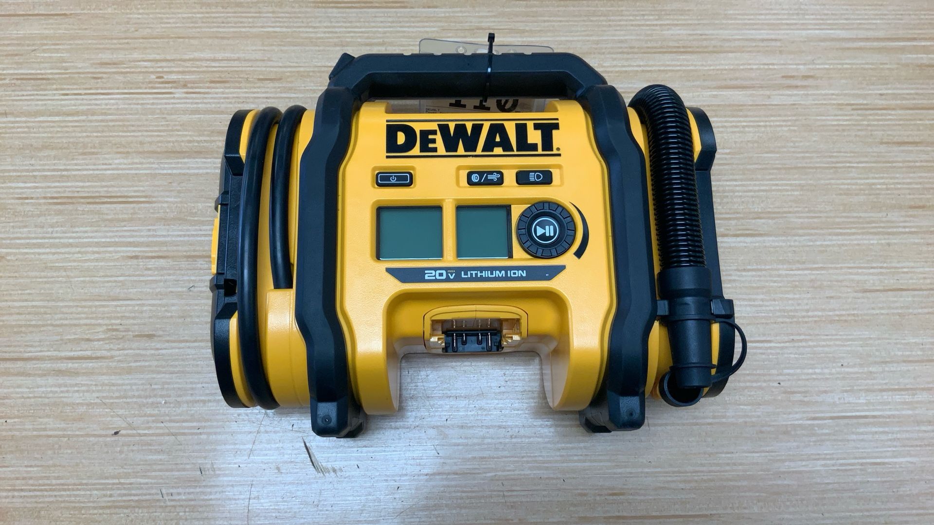 DeWalt 20V Lithium Ion Cordless Air Inflator TOOL ONLY