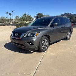 2017 Nissan Pathfinder