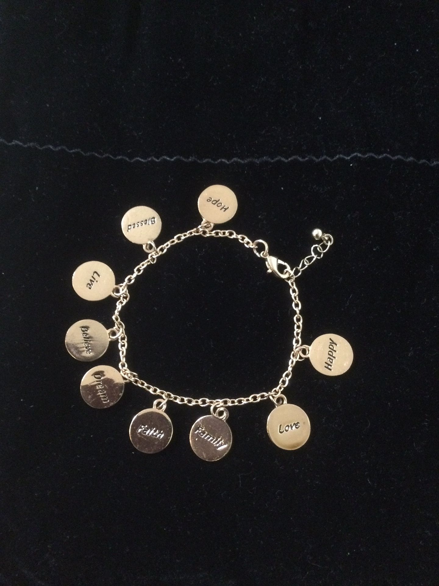 BEAUTIFUL BRACELET WITH DIFFERENT MESSAGES, NEW