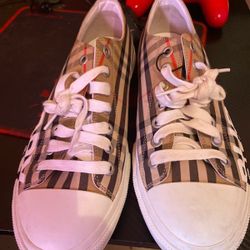 Burberry Shoes