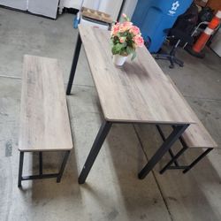 Beautifull  Table Set With 2 Benches 