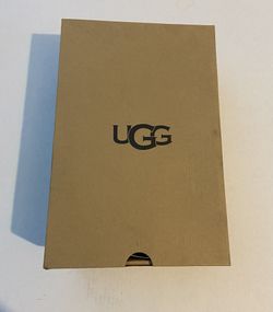 UGG Retrainer