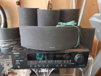 ONKYO HOME THEATER (SURROUND SYSTEM) COMPLETE