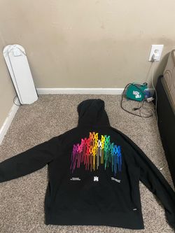 Amiri hoodie size (M)