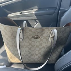 Coach Large Tote Purse 