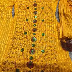 Yellow shalwar kameez/mehndi wear small size