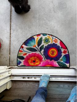 Semi circle indoor outdoor rug