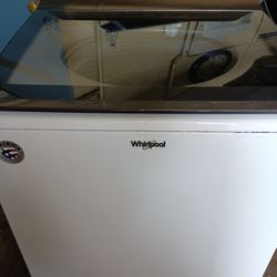 Heavy Duty Whirlpool Washer With Big 4.8 Cu.ft Stainless Steel Tub Works Great Free Delivery 