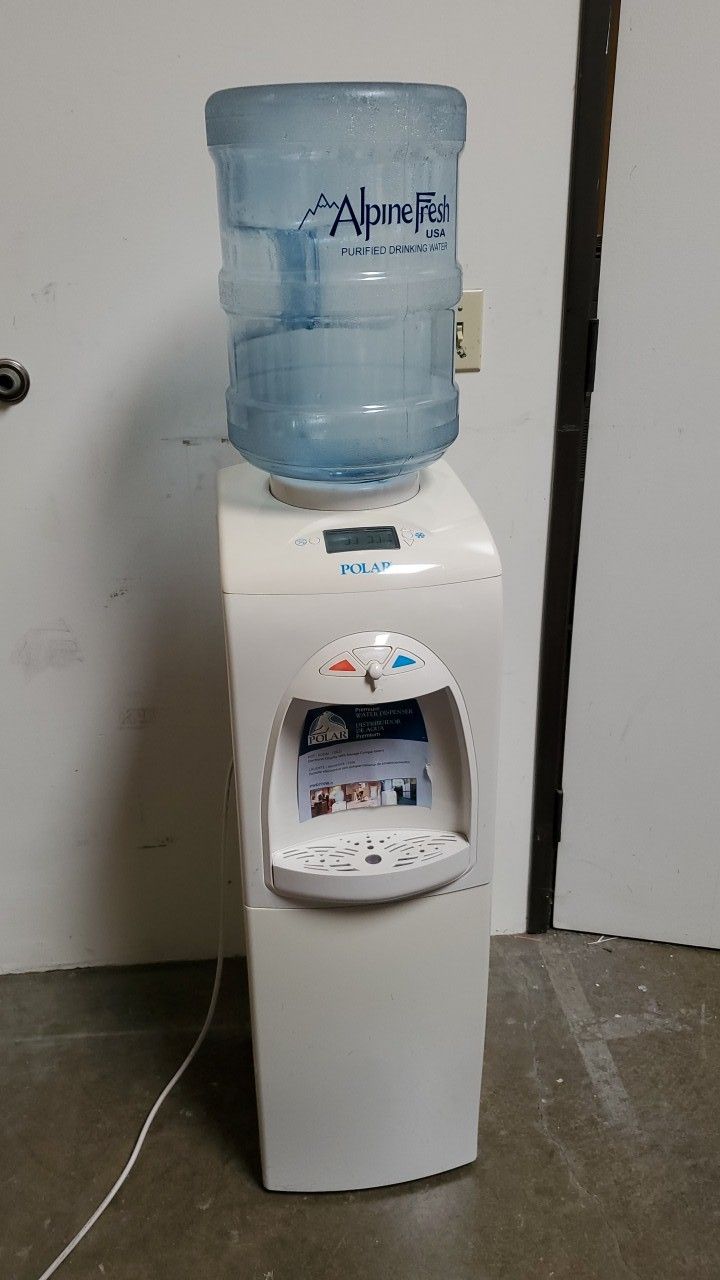Polar Water Dispenser Cold And Hot for Sale in San Juan Capistrano, CA