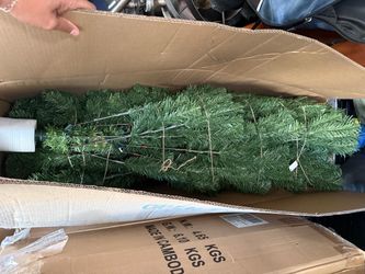 7ft Christmas Tree
