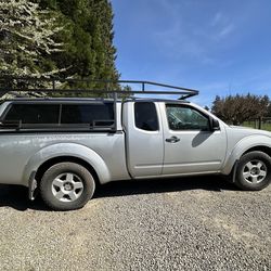 Nissan Frontier V6 2005 Grey truck