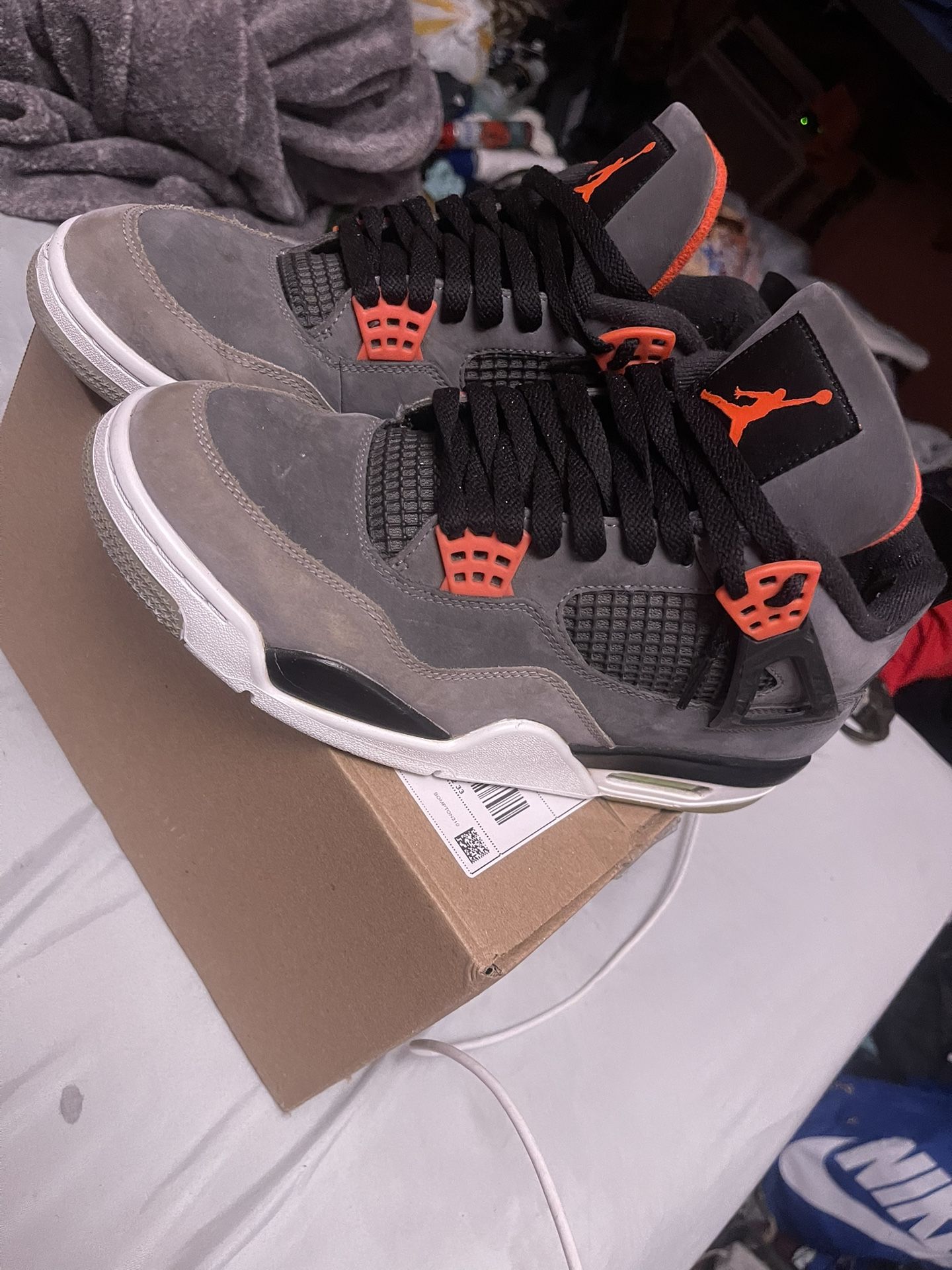 Jordan 4's Infrared Size 10.5