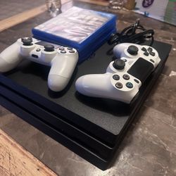 PS4 Pro  2 Controllers 3 Games 