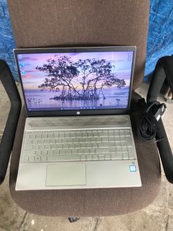 Hp pavilion 15 Touchscreen i7 Processor 8th Gen 1TB Hardrive 8gb Ram Come With Charger window 11 good Condition