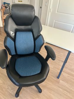 DPS insight 3D gaming chair