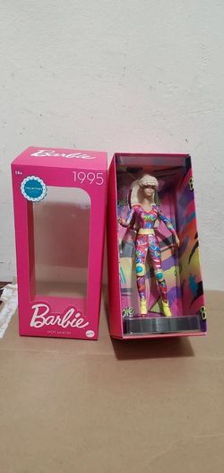 Hot Skatin Barbie Collector Edition  Box