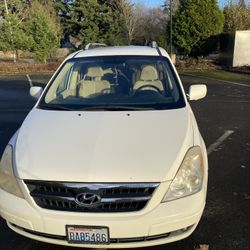 Hyundai  Entourage 2007 