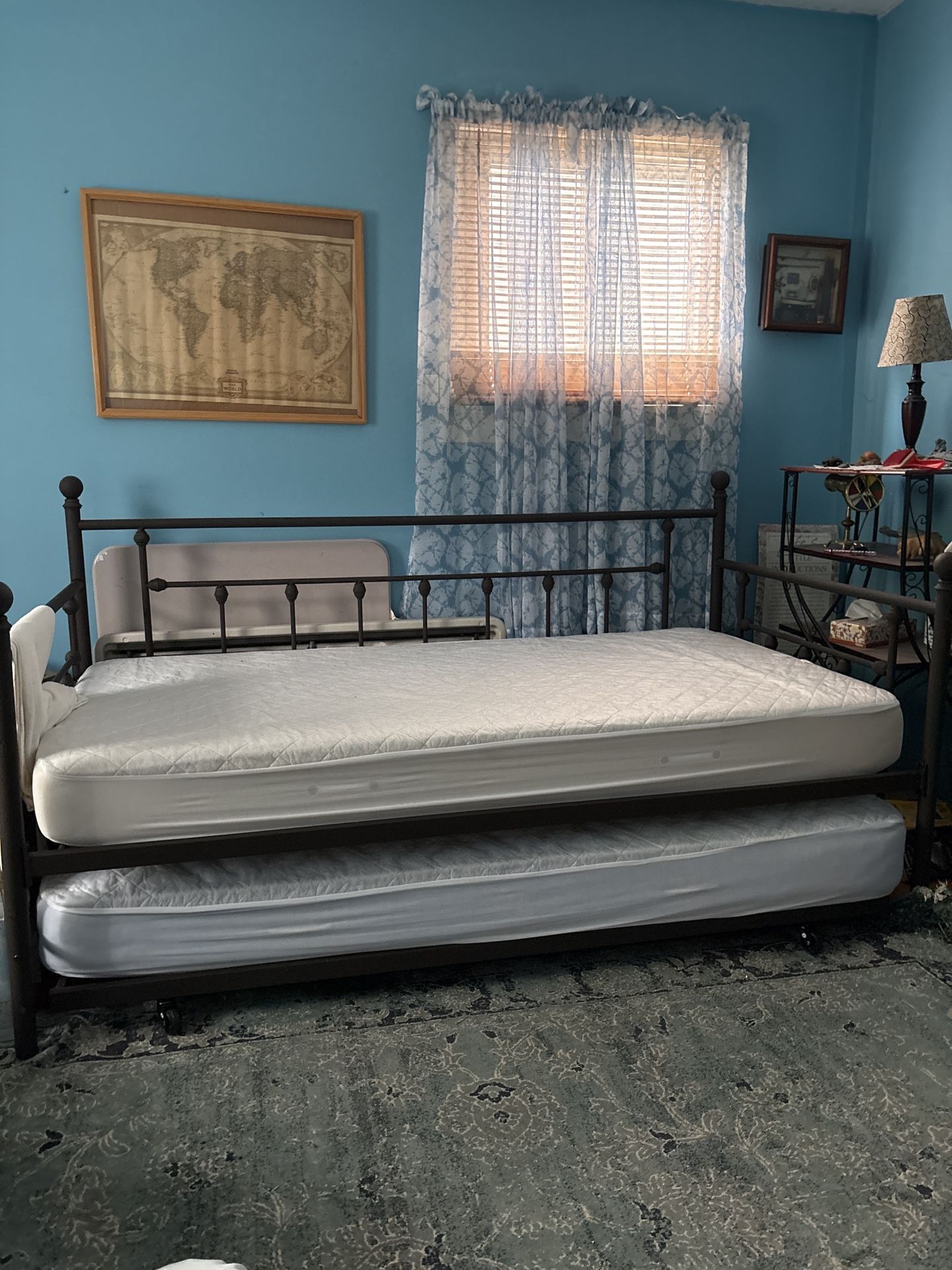 Twin Trundle Bed
