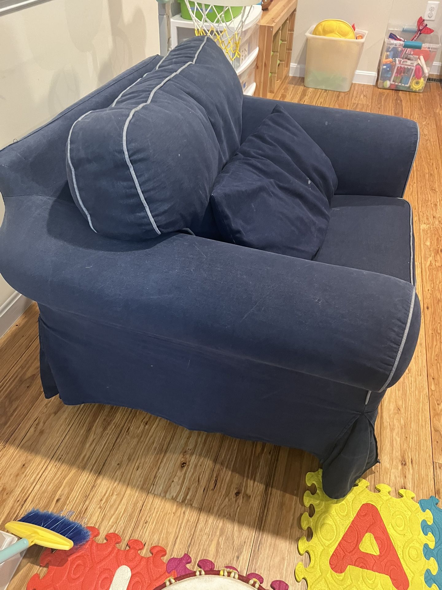Free Blue Arm Chair